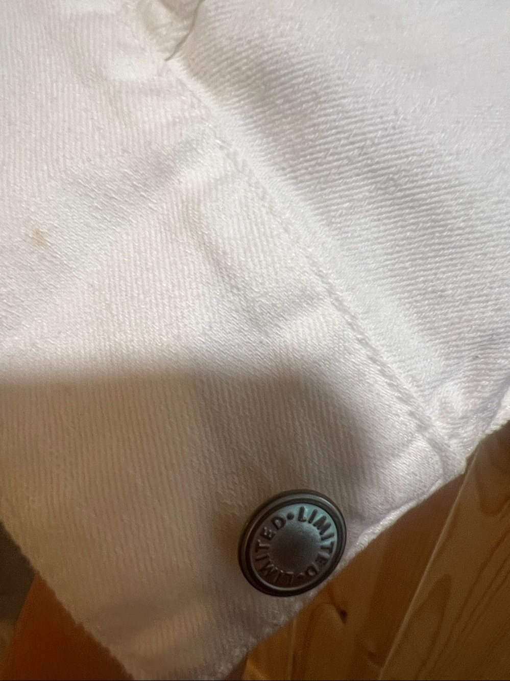 The limited brandCream-White Denim Jacket for Women size large - Picture 6 of 9
